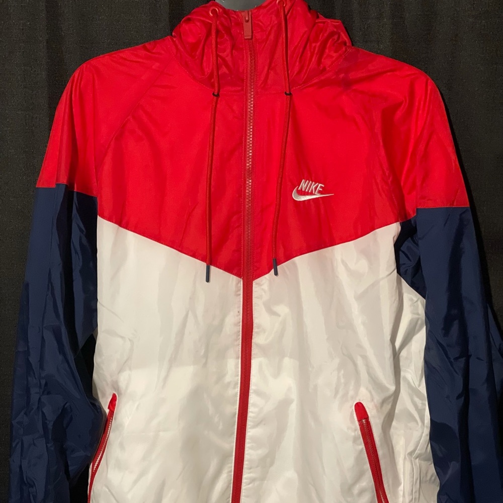 Nike windbreaker